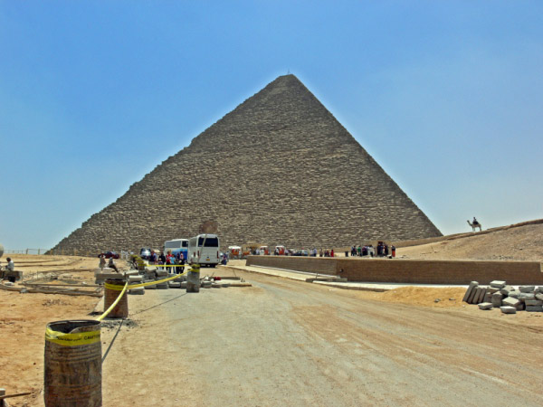 cairo pyramids 01