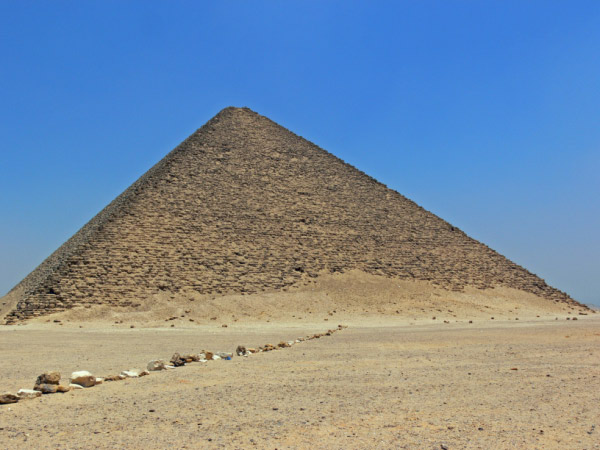 dashur red pyramid